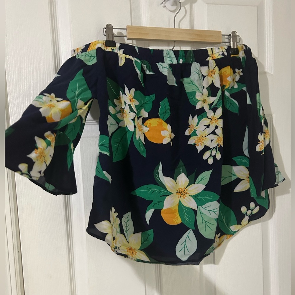 Old Navy Strapless top